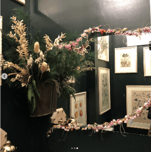 工藤静香 ゴージャスすぎる 花で飾られた自宅トイレが凄すぎると話題に 1ページ目 デイリーニュースオンライン