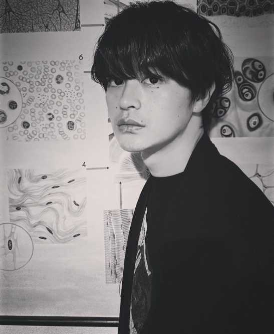 Instagram:瀬戸康史（＠kojiseto0518）より