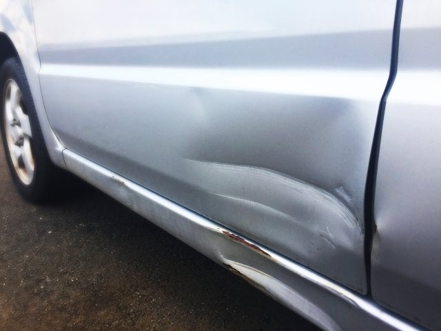 「マンションの駐車場で繰り返されるドアパンチ。犯人からはまさかの手紙が送られてきて...」（栃木県・20代性別不明）