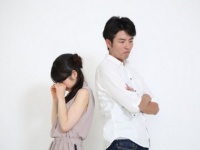 男が取る行動は？　彼女の浮気が発覚したら⇒2位「反省してくれれば許す」、1位は？