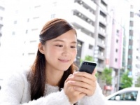俺のこと好きなのか？　男子が脈アリ判定する女子からのLINE・5選