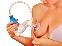 乳首が‟ツーン”とする!?　「おっぱい」が出るときの感覚4
