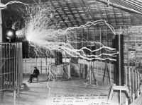 ニコラ・テスラは100年前、地震発生装置を開発していた。