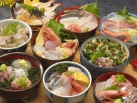 初島漁師の丼（どんぶり)合戦