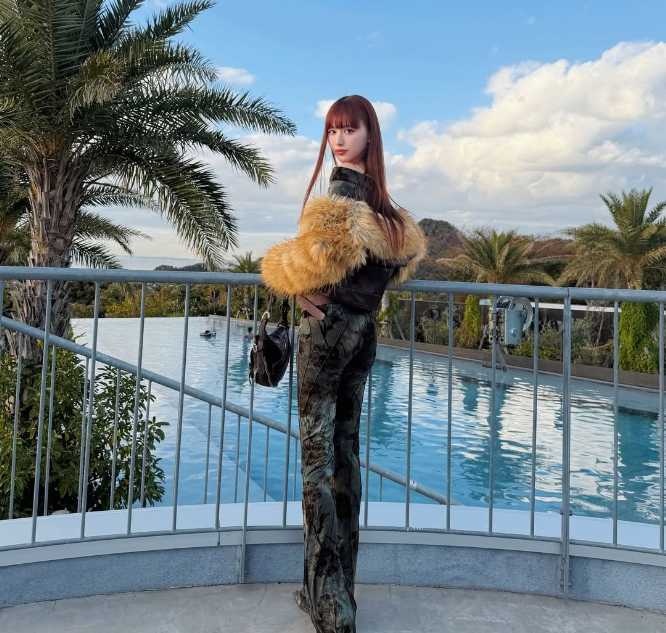 Instagram:鈴木えみ(@emisuzuki_official)より