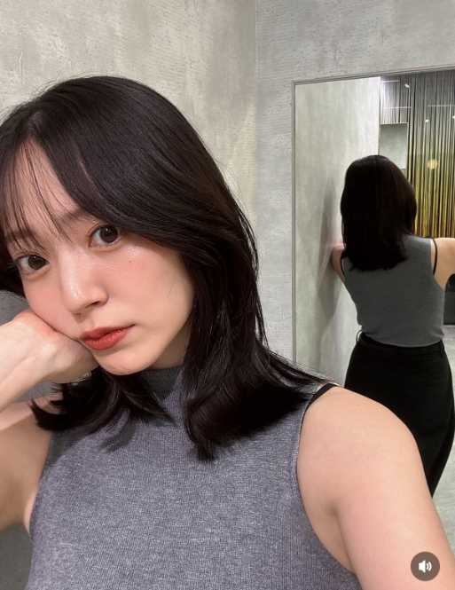 Instagram:鈴木愛理(@airisuzuki_official_uf)より