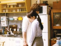 岩ちゃんと高畑充希が抱き合って……！　映画『植物図鑑』、胸キュン7シーンが公開