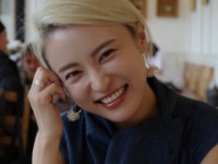 小島瑠璃子の公式インスタグラムより