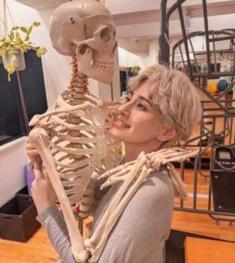 Instagram:ホラン千秋 official(@chiakihoran_official)より