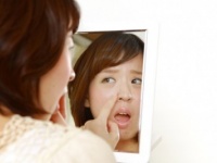 ほくろが取れた！　原因と対処法