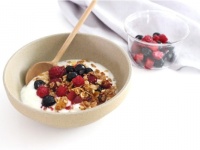 生理前の不調を“朝食”で改善。忙しくても食べられるスコーン＆グラノーラ新発売