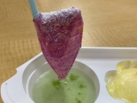 話題沸騰の知育菓子「グミつれた」やってみた！　なが～いグミを釣るコツは...