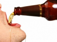 女性が許せない「酔っぱらい」ランキング！　2位⇒吐く