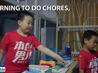 真の男の価値は顔よりも力だ。中国で小学生男子を対象にした「本物の男塾」ブートキャンプが開催される