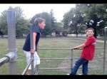 【動画】“うんてい”に飛び移ろうとした少年の悲劇…