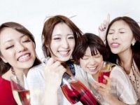 その露出はナシじゃね？　モテようと必死すぎな女性の特徴5選