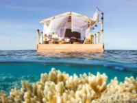 世界遺産グレートバリアリーフに浮かぶ部屋で一夜を過ごせるチャンスが豪華すぎる！