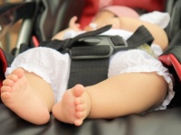 「幼稚園児とベビーカーの子を連れて買い物へ。後ろにいた若い男性が私たちを追い越して...」（神奈川県・40代女性）