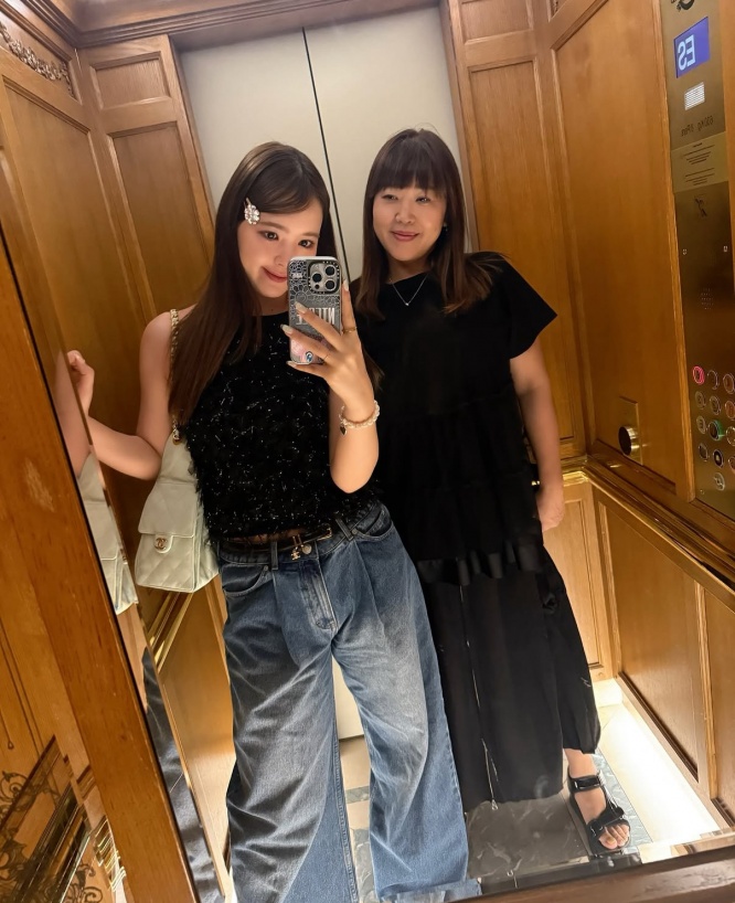 Instagram:藤田ニコル(@2525nicole2)より