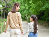 「令和の赤ひげ先生」が語る 子どもの不安症 ー 早期発見と家庭でできる3つの予防法