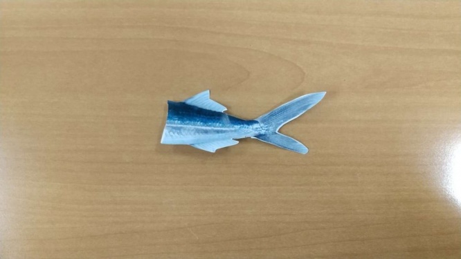 尻尾から作っていく（画像は編集部撮影）