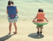 「娘と息子を連れて行った海水浴。私がトイレに行っている間に、2人の子供たちが沖に流されて...」（千葉県・70代男性）