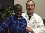 少年は、猿の襲撃で“唇”を失った…