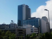 さっぽろ創世スクエア（Onemanshowさん撮影、Wikipediaより）
