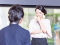 好きな人の前で緊張しない？　緊張を和らげる方法とアプローチのコツ