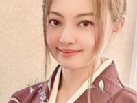 星ひとみの公式Instagramより　https://www.instagram.com/hoshi_hitomi722/