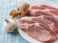 コレで夏を乗り切る！　女性が「夏バテ予防に食べているもの」4選