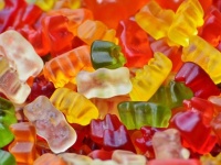 ゼラチンの原料って何でできてるか知ってる？製造過程を逆再生すると登場するのはあの動物