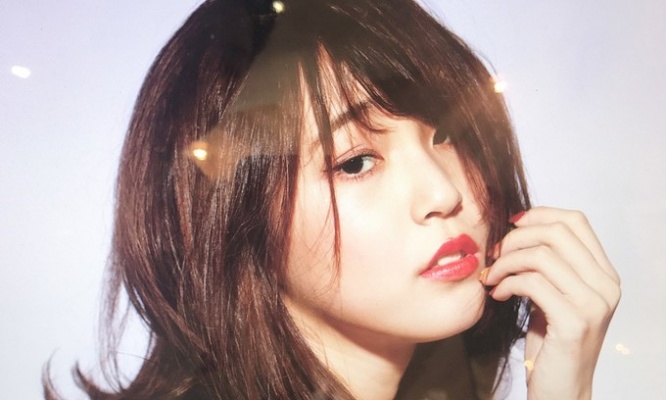 エレガントな雰囲気漂う“大人ミディボブ”旬スタイル☆