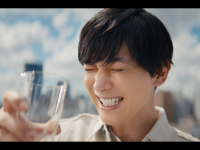 『アサヒスーパードライ ドライクリスタル』　新 TVCM「ビールとの新しい付き合い方、はじまる。吉沢亮」篇　本日10/20放映開始！！