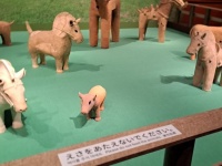 「えさをあたえないで」「たいせつに育てられています」　九州国立博物館では、埴輪が「放牧」されているらしい