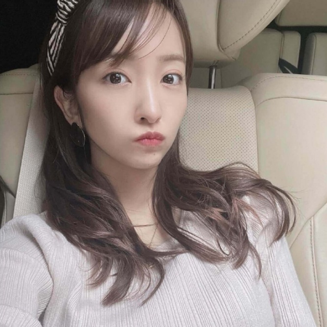 板野友美 妊婦生活の赤裸々報告にネット困惑 マタニティーハイ 1ページ目 デイリーニュースオンライン 板野友美 妊婦生活の赤裸々報告にネット困惑 マタニティーハイ 1ページ目 デイリーニュースオンライン