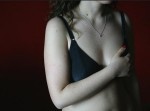「ブラジャーなんていらない！」女子生徒たちが“ノーブラ運動”その理由とは？