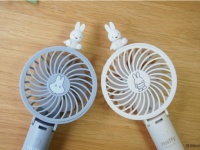 ちょこんと座るミッフィーがかわいい！　大人シンプルなハンディファン新発売