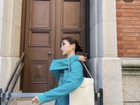 朝日奈央が美しいスタイルに映えるパンツコーデを投稿。「いつもおしゃれで可愛い」「似合いすぎ」の声