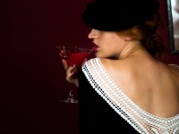 【動画】ホックなしのブラにリメイク！これで背中の開いた服もOK！