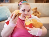 夫がドン引き！　結婚後に「育ちの悪さ」がバレやすいこと6つ