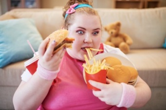 夫がドン引き！　結婚後に「育ちの悪さ」がバレやすいこと6つ