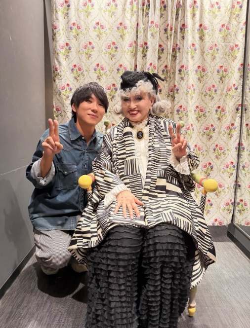 Instagram:古市憲寿(@poe1985)より