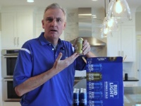 米国で人気のビール「バドライト」が神キャンペーン！　黄金の缶が出たらスーパーボウルのチケット一生分獲得のチャンス