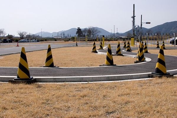 免許保有者に聞いた、もう一回試験して受かる自信ある？