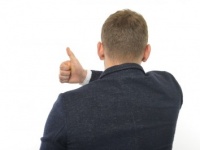 このご時世でも亭主関白はモテる？　女子53.1％⇒「抵抗なし」その理由とは！