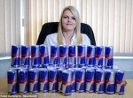 レッドブル中毒、コワい！　１日２４本飲む女性がなぜか催眠療法で治療へ