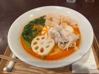 辛さだけじゃなく痺れも自由自在！オリジナルの味わいを楽しむ絶品麻辣湯「麻辣坊」