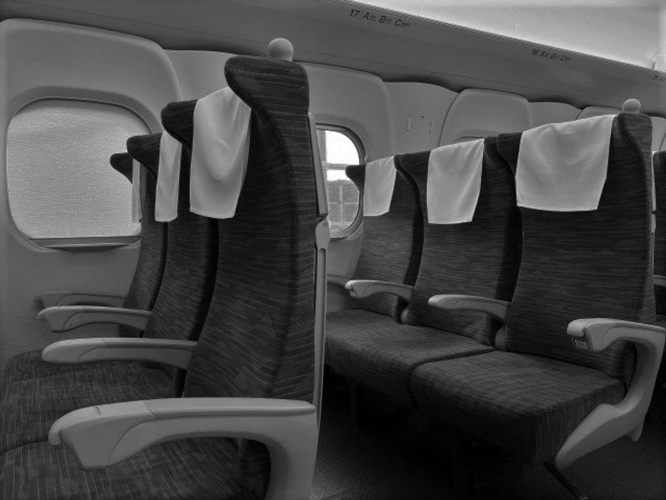 新幹線に1人で乗ることになり......（画像はイメージ）