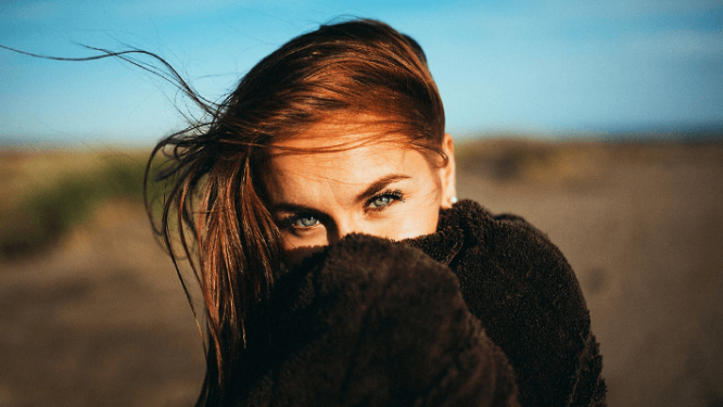 男性に好かれる！ 隙のある女性とは？